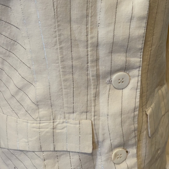 ❤️‍🔥🌸Pin-Striped Scorpion Blazer - Picture 4 of 7